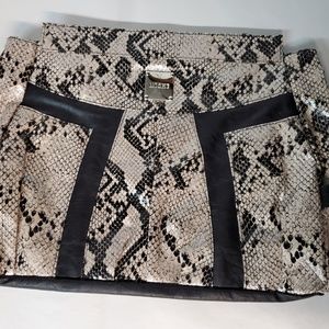 Miche "Valerie" Shell Snake Skin Pattern VGC!!